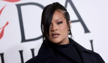 Rihanna Has 'At Least' 170 Unreleased Songs in the Vault