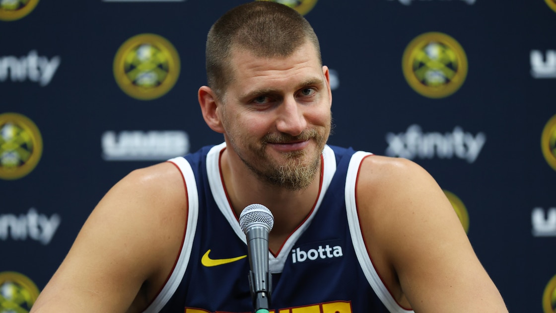 Nikola Jokic, Nuggets Attend Colorado vs. TTU on Video After Deion Sanders' Speech to Team