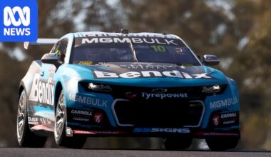 Bathurst 1000: Drivers prepare for Top 10 Shootout after Zach Bates dominates qualifying