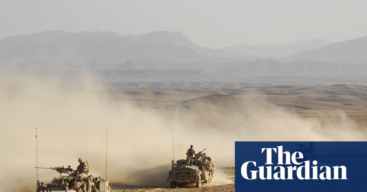 Australian SAS officers knew about unlawful ‘throwdowns’ on dead Afghans, report says | Australian military