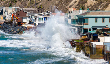 A ‘super’ El Niño sets an ocean temperature record as aid groups prepare for the worst