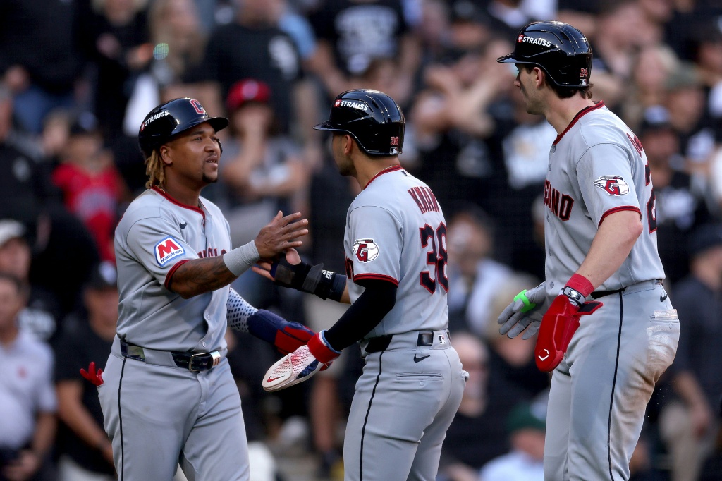 Guardians survive with 9-3 win over White Sox