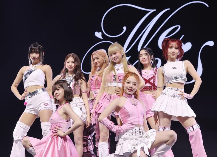 K-pop girl group UNIS performs 'Superwoman' during a media showcase for its first EP, 'WE UNIS,' at Yes24 Live Hall in Seoul's Gwangjin District, March 27, 2024. Lim Seo-won, the group's youngest member, who was 13 at the time, is at right in the front row. Yonhap
