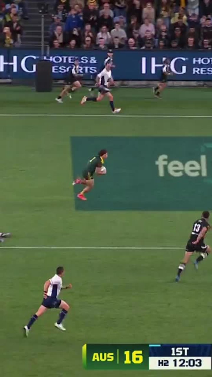 Reece Walsh goes length of the field