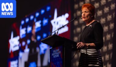 Pauline Hanson tells conservative voters to ditch Coalition, but would work with them to remove Labor