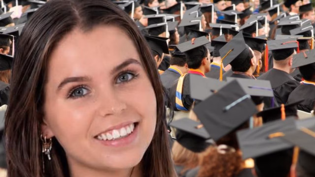 Graduate jobs crisis: AI quietly eliminating roles for young Australians