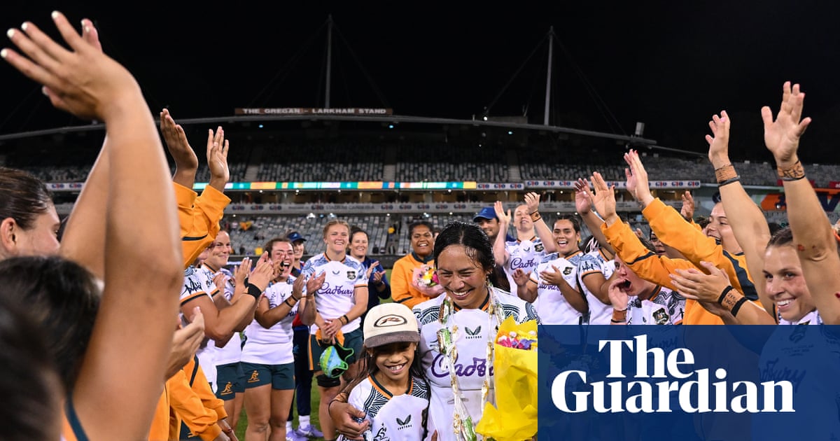 Wallaroos complete Scotland sweep as retiring Smith gets standing ovation despite red | Australia women's rugby union team