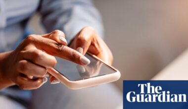 Decluttering your online life: how to get your digital house in order and protect your data from AI | Datacentres - Australia