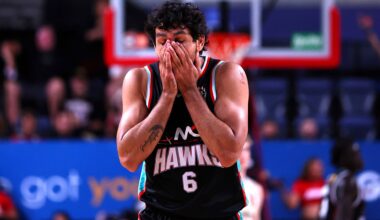 Don’t be fooled by 1-6 Hawks, United warns