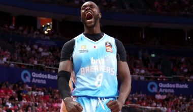REPORT: Adelaide set to land Humphries cover