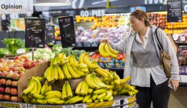 Cost-of-living crisis: How rising inflation, interest rates and retail sales slumps are impacting Australian households