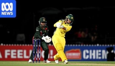 Phoebe Litchfield fires as Australia cruise to seven-wicket victory over Bangladesh