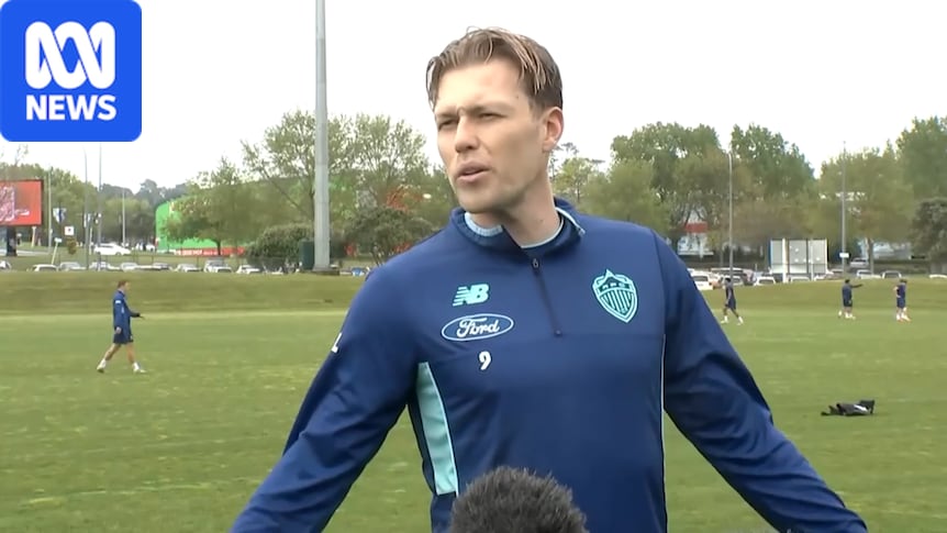 Auckland FC's Sam Cosgrove clashes with reporter over A-League Men suspension loophole