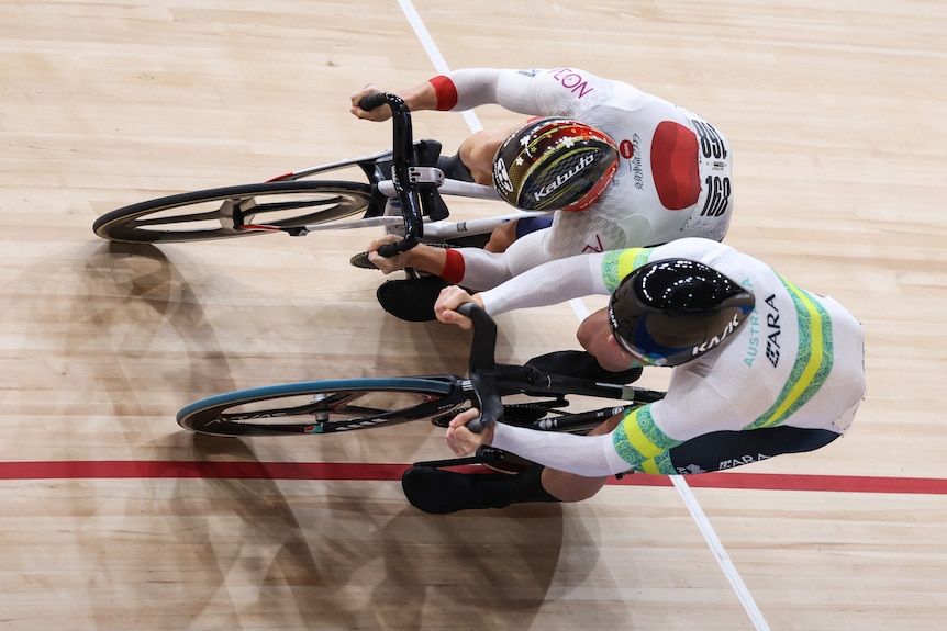 Leigh Hoffman rides next to Kaiya Ota