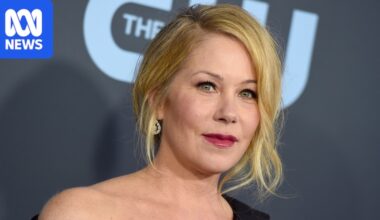 Christina Applegate says she was misdiagnosed with MS
