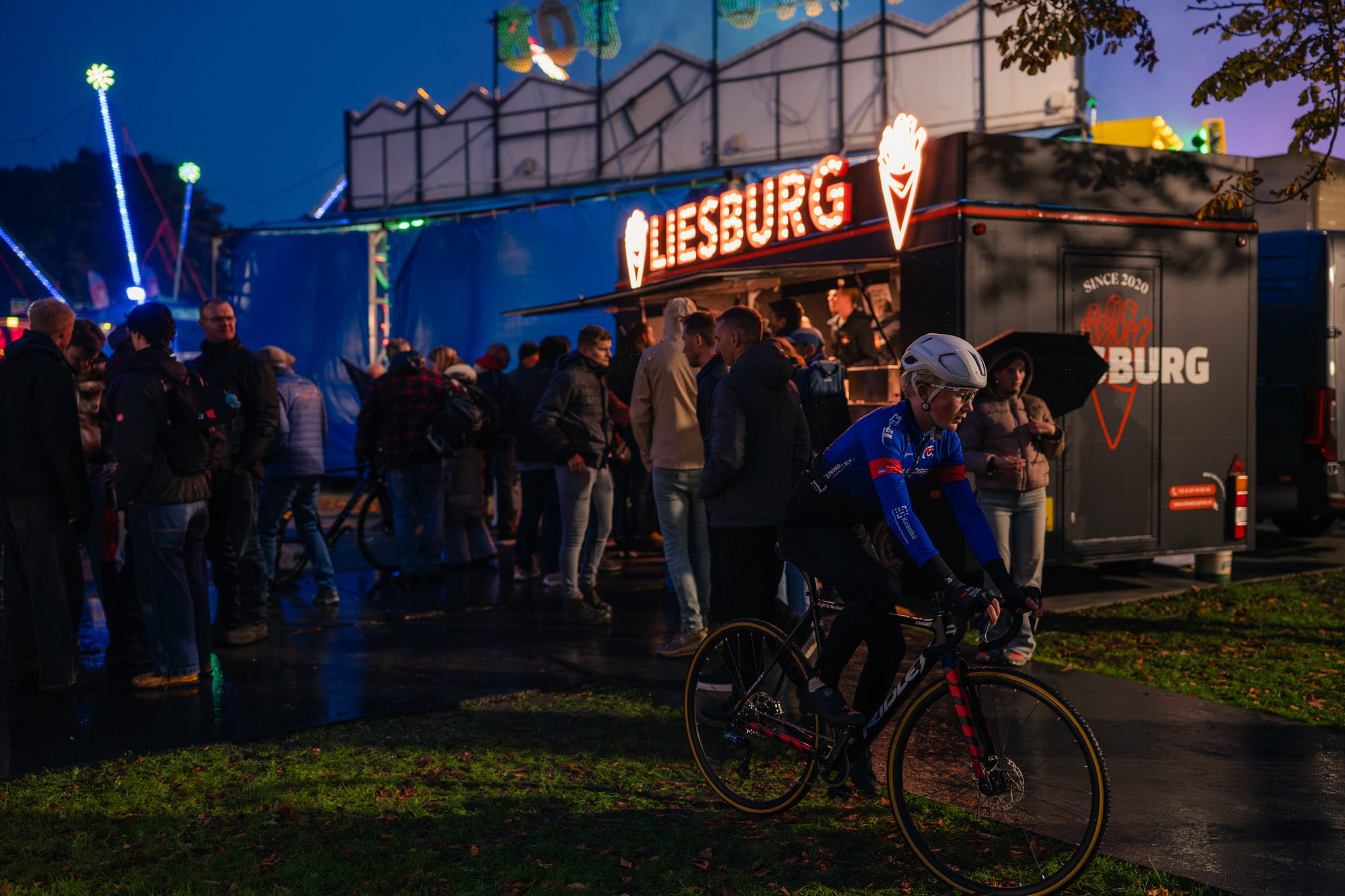 Gallery: Cyclocross culture in the spotlight at Nacht van Woerden