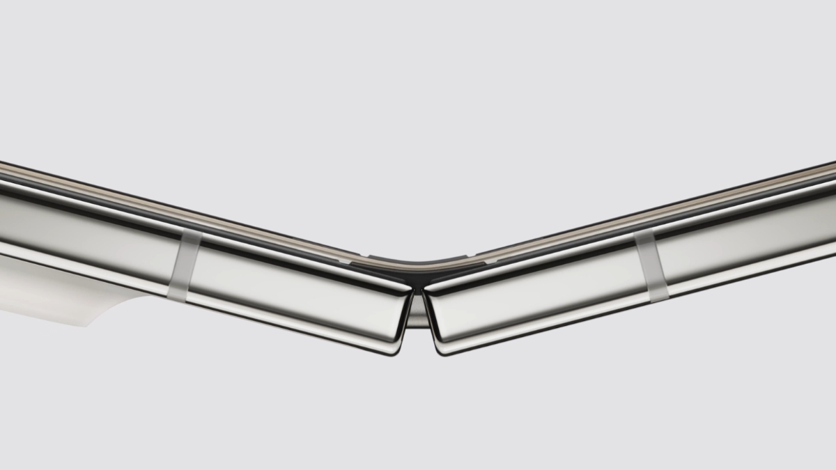 Apple iPhone Duo hinge
