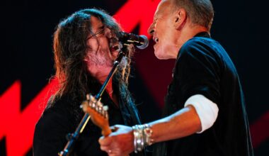 See Bruce Springsteen Cover Neil Young With Dave Grohl