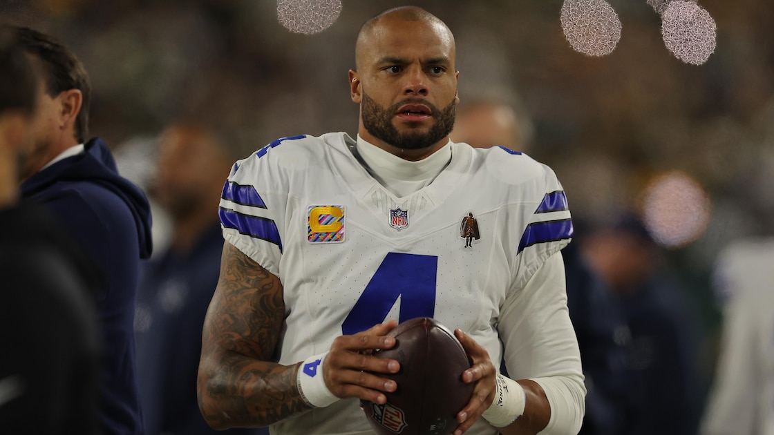 NFC East on Wrong Side of NFL History with Wild Stat After Cowboys, Commanders Losses