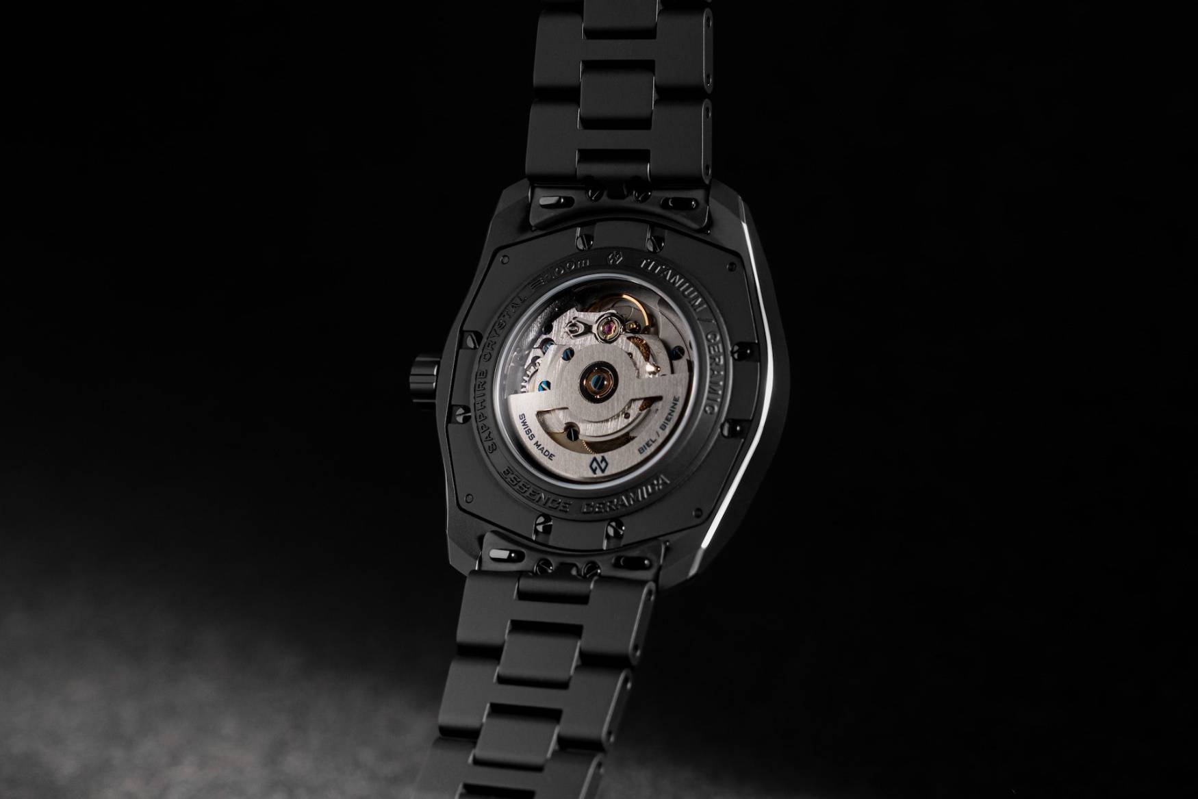 Formex Essence Ceramica Dark Matter RedShift caseback