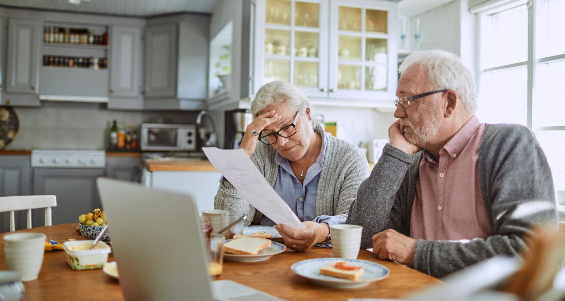 Unexpected Expenses and Retirement Income Adequacy