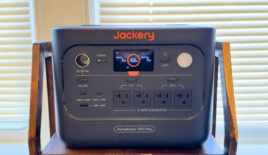 Jackery HomePower 1000 Plus v2 Review: Pint-Sized Power Pack