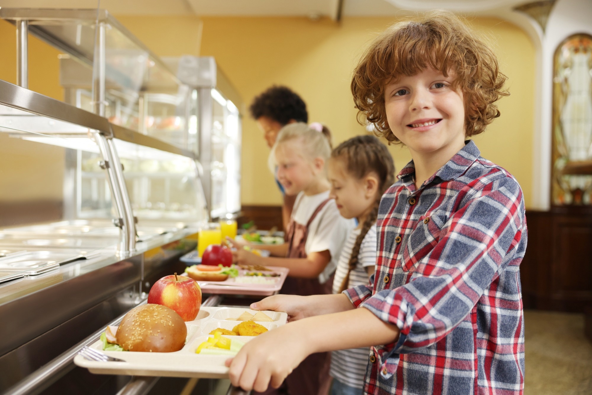 Study: School Meal Participation, Overall Dietary Intake, and Prediabetes Prevalence Among U.S. Adolescents: Insights From the National Health and Nutrition Examination Survey (2017–2023. Image Credit: New Africa / Shutterstock