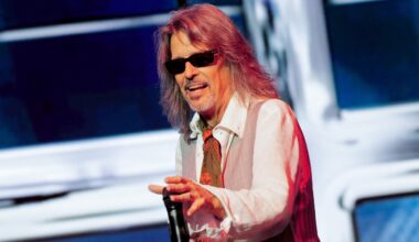 Legendary Rock Frontman Who Walked Away After 20 Years Already Has a New Band