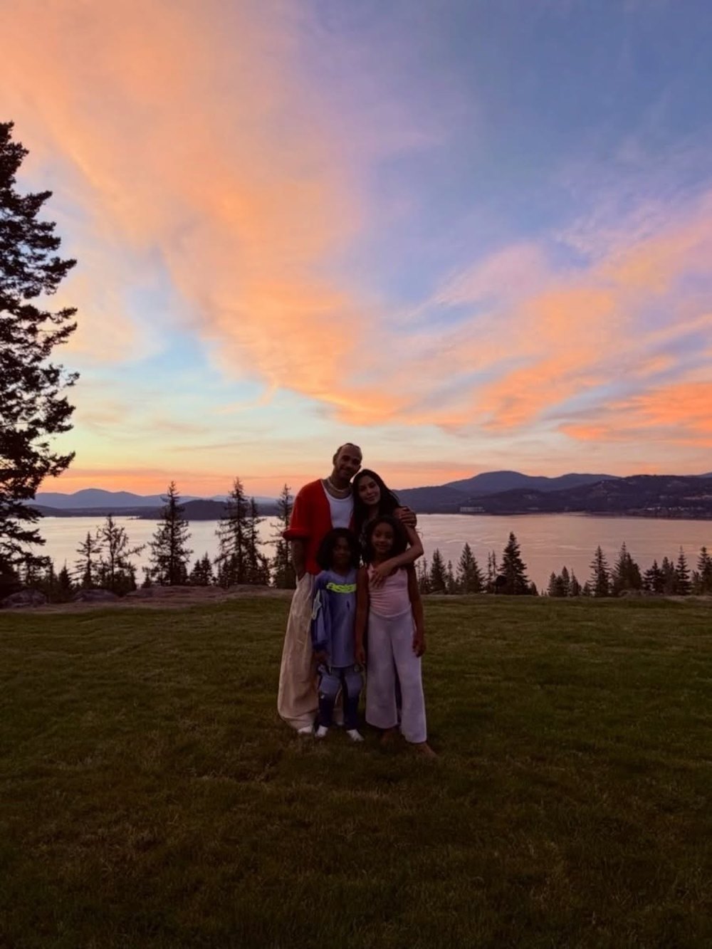 Lewis-Hamilton-IG-With-Kim-and-Kids