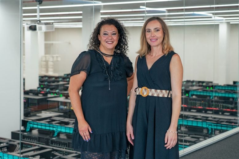 Maria Carolina Florian and Paula Petrone