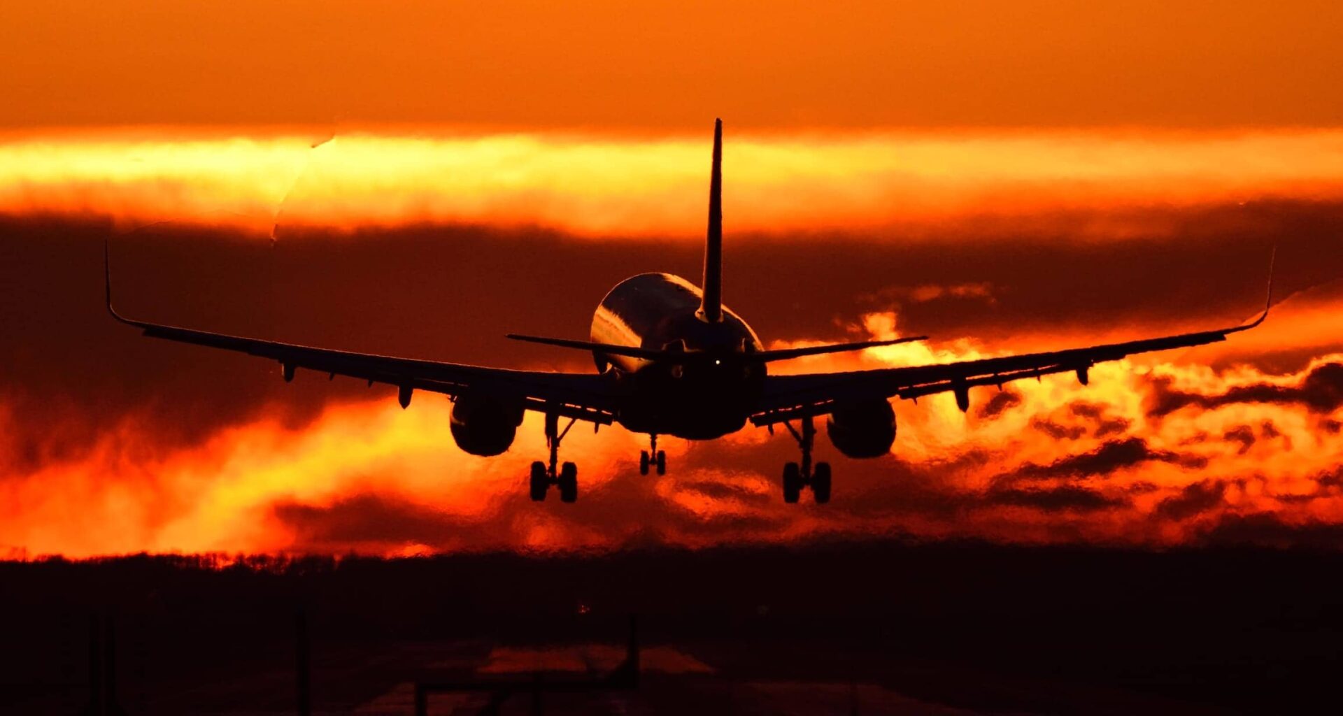 Aircraft Exhaust Particles Become More Harmful Over Time