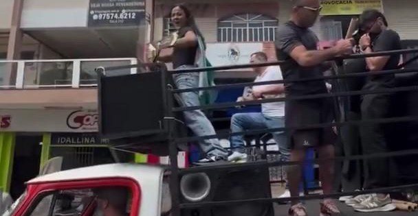 Video! Natalia Silva Returns Home To Champion’s Parade…But Nobody Shows