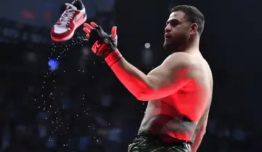 Screenshots of Tai Tuivasa