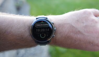 I tried a $200 smartwatch with voice recording - it beat the Apple Watch in a few key ways
