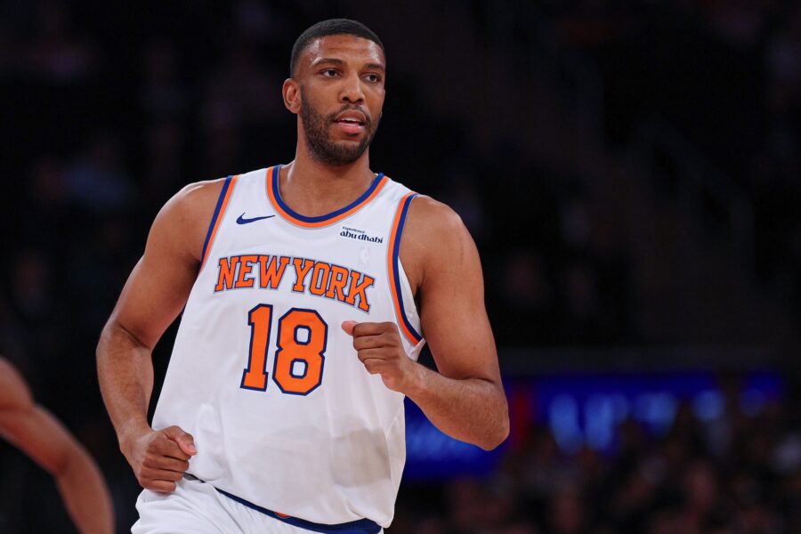Jazz Claim Tony Bradley Off Waivers