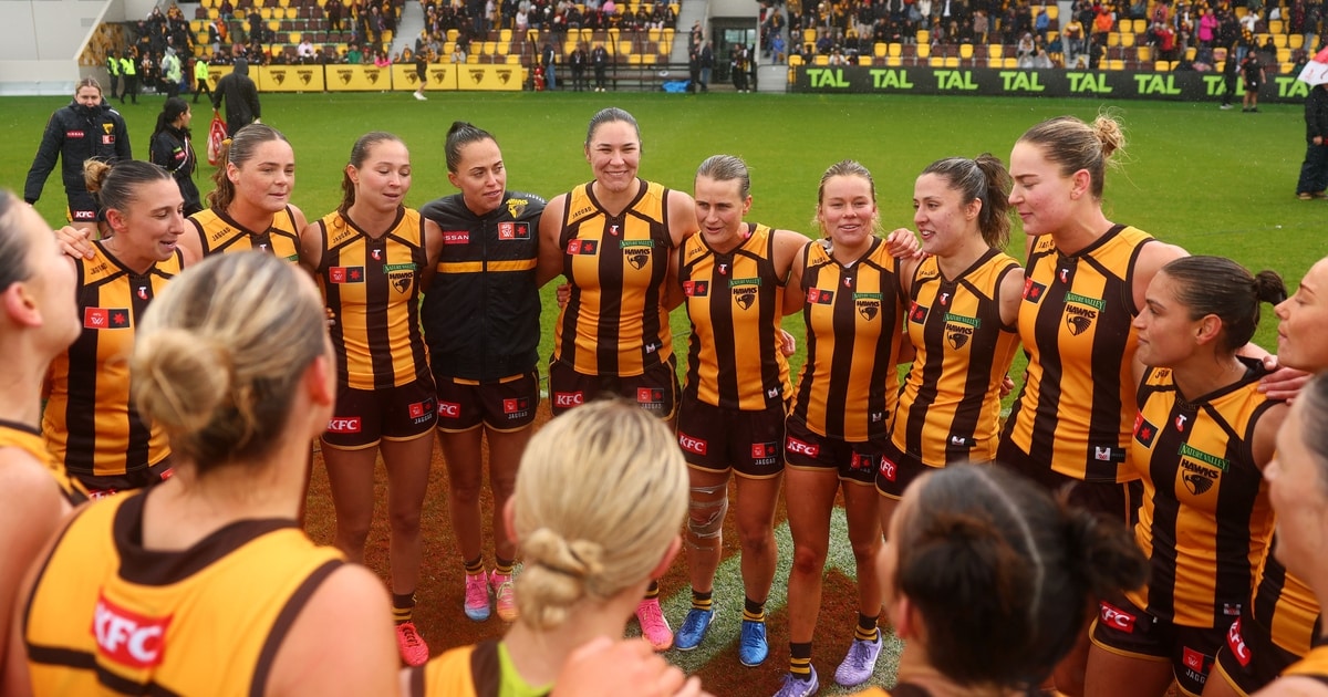 Hawks survive Bombers slog