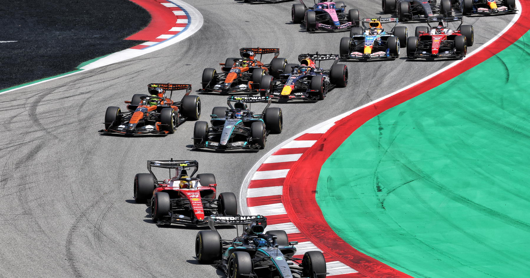 Barcelona to fill looming F1 void as eye-catching contract signed - report