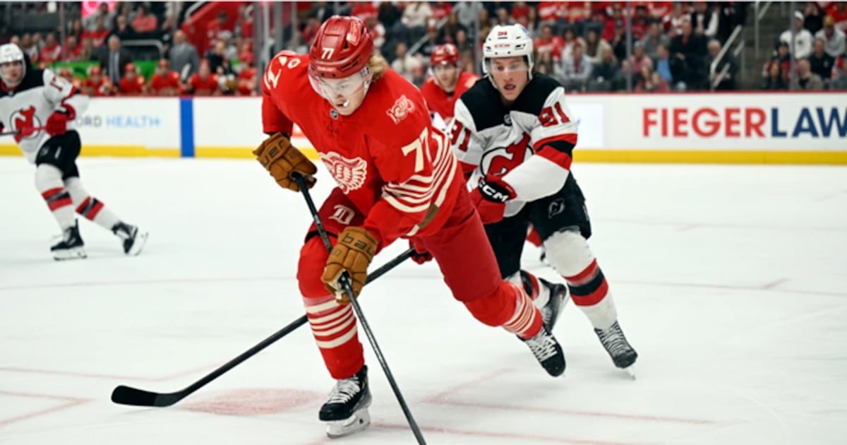 Detroit Red Wings appear willing to wait until Dec. 1 deadline with Simon Edvinsson