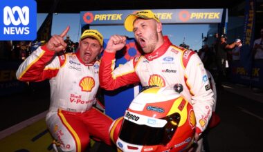 Bathurst 1000: Major moments from final 36 laps that led to Brodie Kostecki and Todd Hazelwood's win