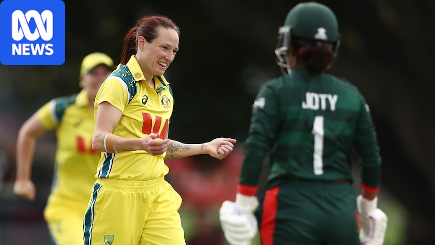 Australia's Megan Schutt suspended for two matches over prescription medication guidelines