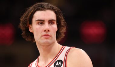NBA 2026: Josh Giddey reveals wrist injury in historic Chicago Bulls loss, Dyson Daniels steals in Atlanta Hawks win, box score