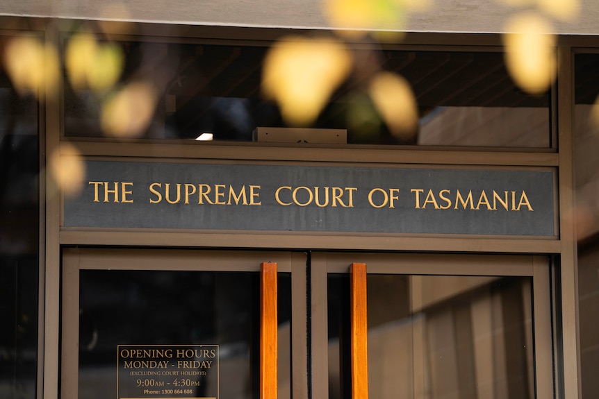 Exterior shot of an old court building.