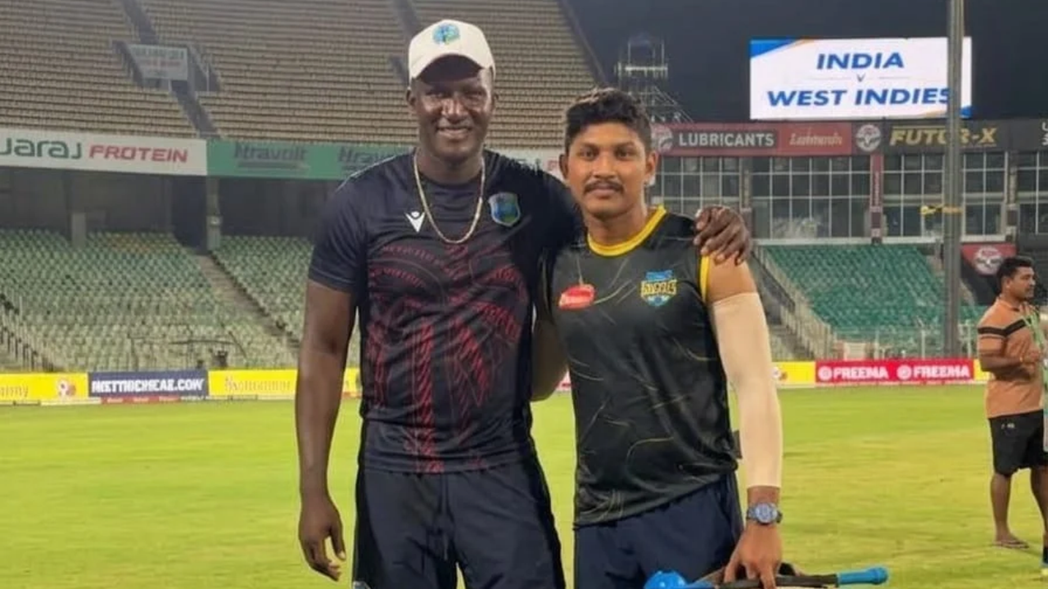 anoop-impressed-daren-sammy-with-his-throwdown-abilities