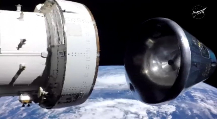 Artemis II splashdown and recovery