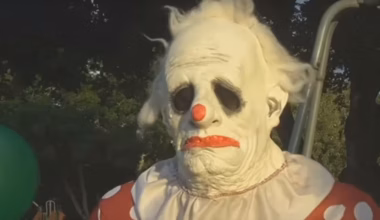 Wrinkles the clown: Parents hire nightmare figure to scare kids