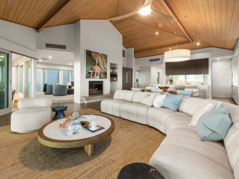 Pic credit: Realtor.com.au Beachfront mansion