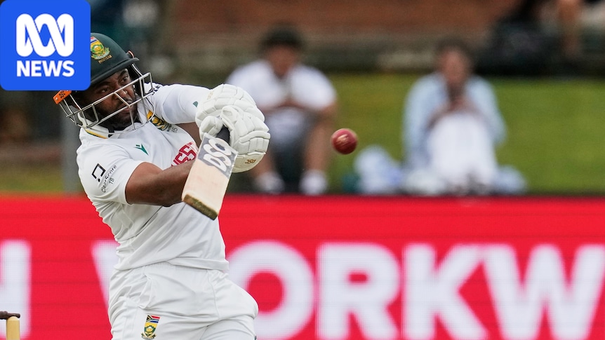 Temba Bavuma's batting masterclass steals Australia's control of its fate in Gqeberha Test