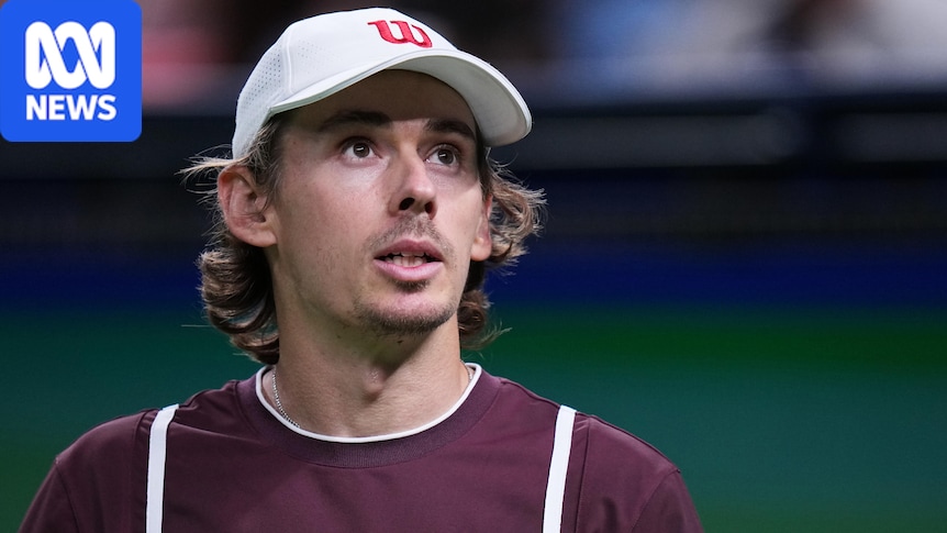Alex de Minaur completes comeback win at Vienna Open