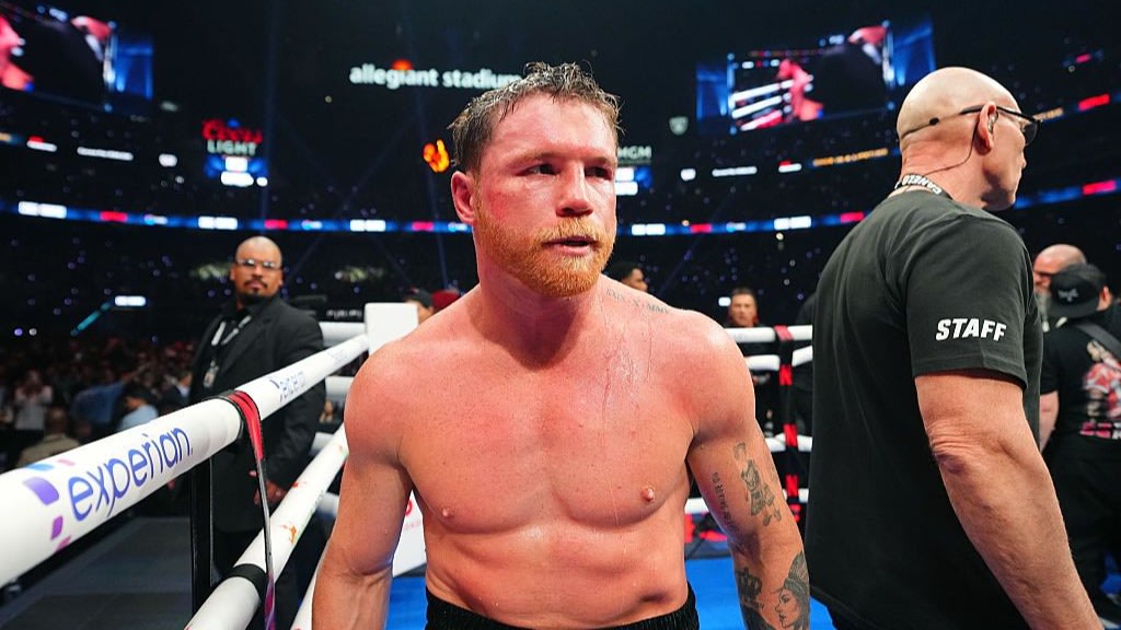 Canelo explains training regimen in Spain with Team Usyk