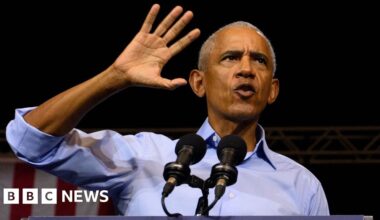 Obama attacks Trump as he campaigns for Democrats ahead of midterm elections - BBC